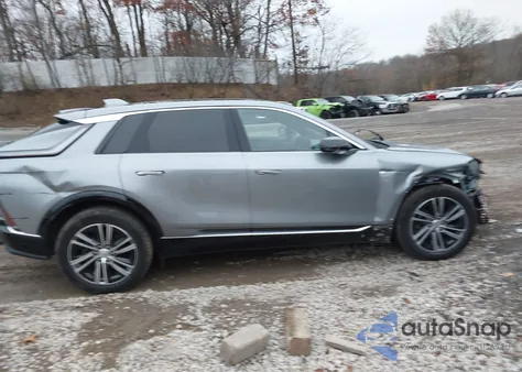 2024 Cadillac Lyriq Luxury W/1Sd z USA, uszkodzony, nr VIN 1GYKPRRL9RZ128701